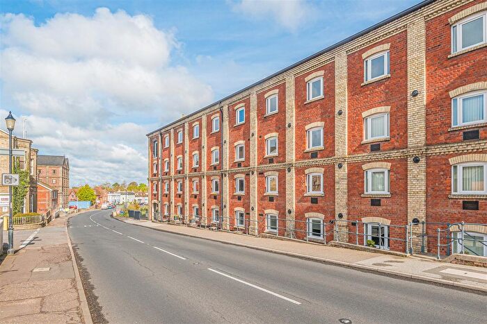 2 Bedroom Flat For Sale In High Street, Mistley, Manningtree, CO11
