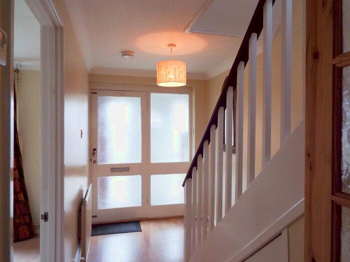 3 Bedroom Semi-Detached House To Rent In Pigott Road, Wokingham, RG40