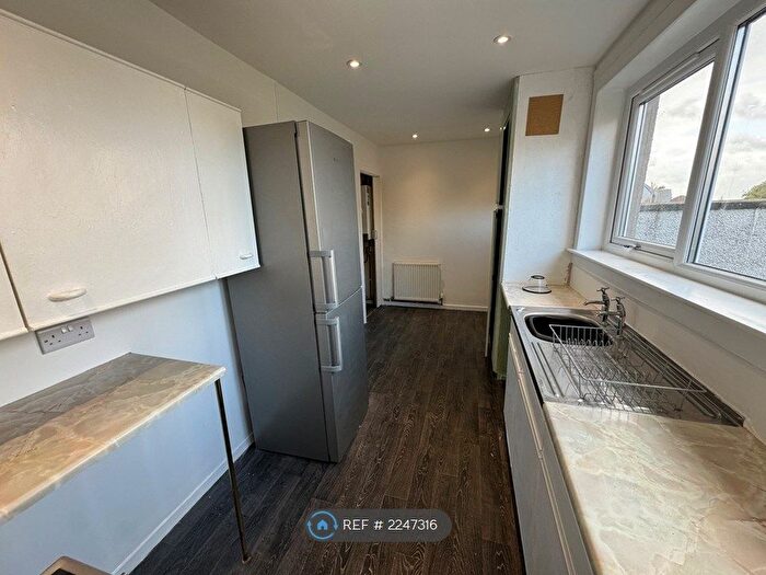 2 Bedroom End Of Terrace House To Rent In Glengonnar Street, Larkhall, ML9
