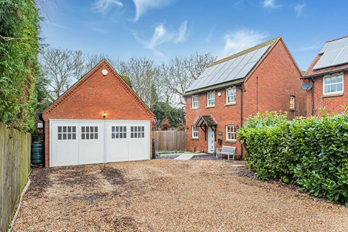 4 Bedroom Detached House For Sale In Nans Garden, Newton Longville, Milton Keynes, MK17