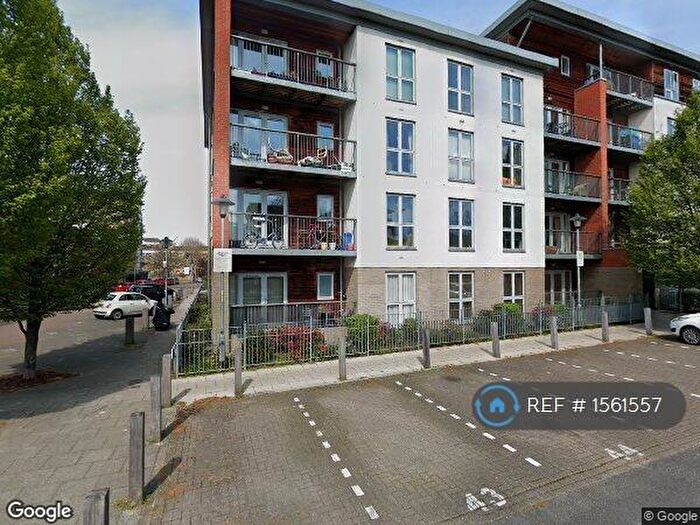 1 Bedroom Flat To Rent In Ashvale Court, London, E3