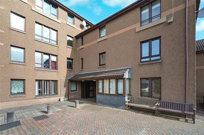 2 Bedroom Flat For Sale In Rosebery Court, Kirkcaldy, Fife, KY1