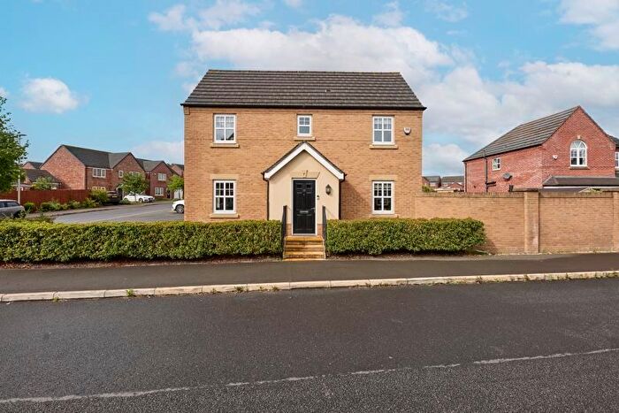 3 Bedroom Semi-Detached House For Sale In Range Drive, Standish, Wigan, WN6