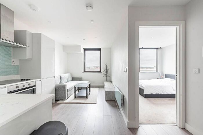 1 Bedroom Flat To Rent In Kymberley Road, Harrow, Harrow, HA1