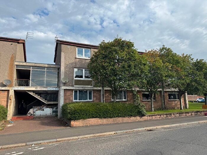 2 Bedroom Flat To Rent In Broomlands Street, Paisley, Renfrewshire, PA1