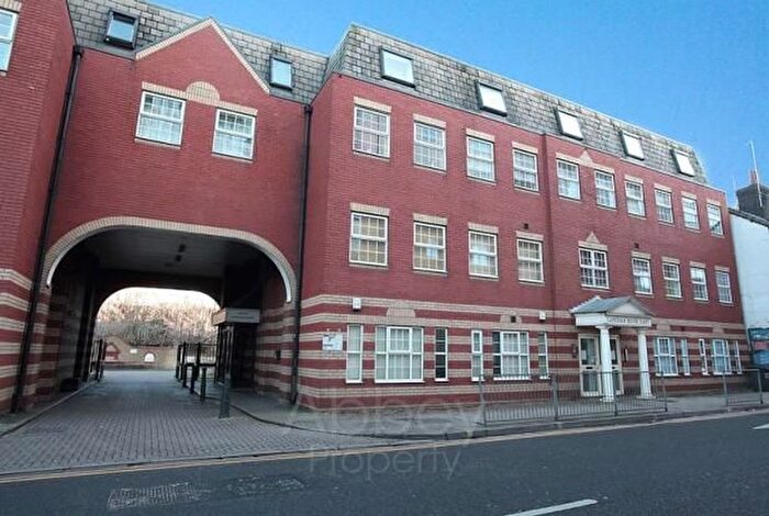 2 Bedroom Flat To Rent In Mill Street, Luton, LU1