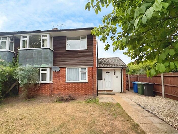2 Bedroom Maisonette To Rent In Maidenhead, Berkshire, SL6