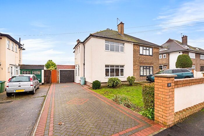 3 Bedroom Semi-Detached House To Rent In Halcot Avenue, Bexleyheath, Kent, DA6