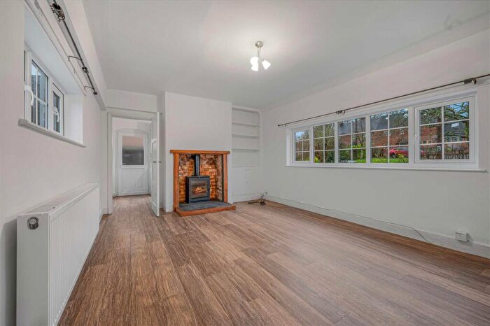 2 Bedroom Semi Detached House To Rent In Butts Lane, Tanworth-In-Arden, Solihull, B94