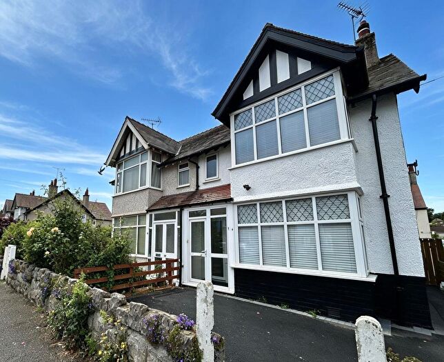 3 Bedroom Semi-Detached House For Sale In Penrhyn Avenue, Rhos On Sea, LL28