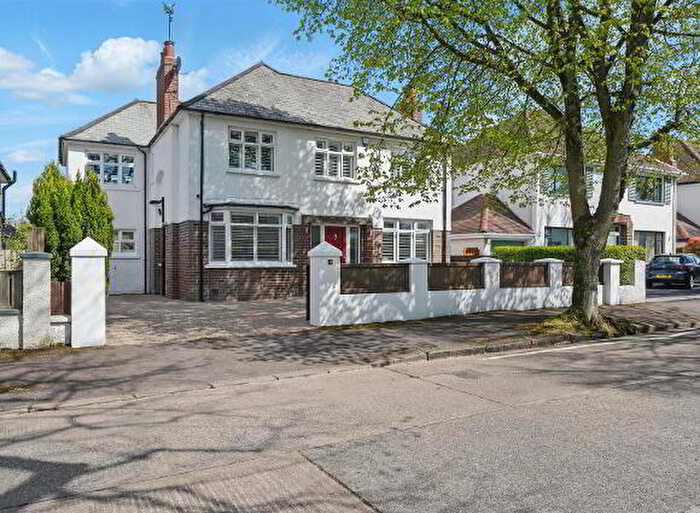 4 Bedroom Detached House For Sale In Malone Hill Park, Belfast, BT9