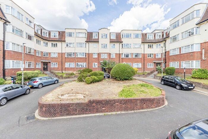 1 Bedroom Flat To Rent In Upper Tooting Road, Balham, SW17