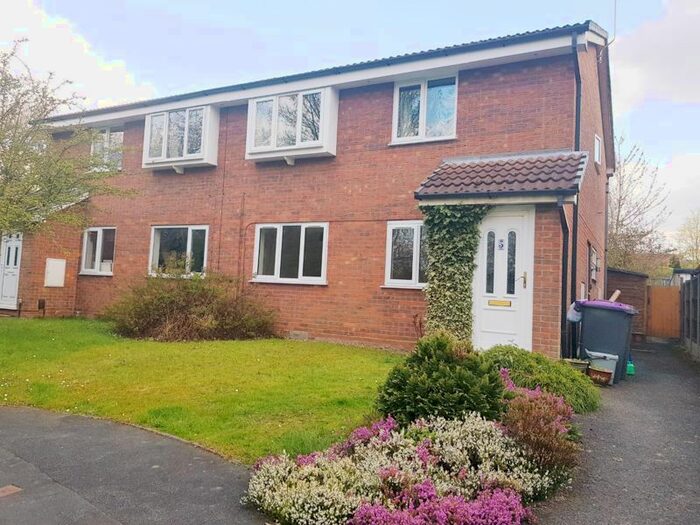 2 Bedroom Flat To Rent In Clares Lane Close, The Rock, Telford, TF3