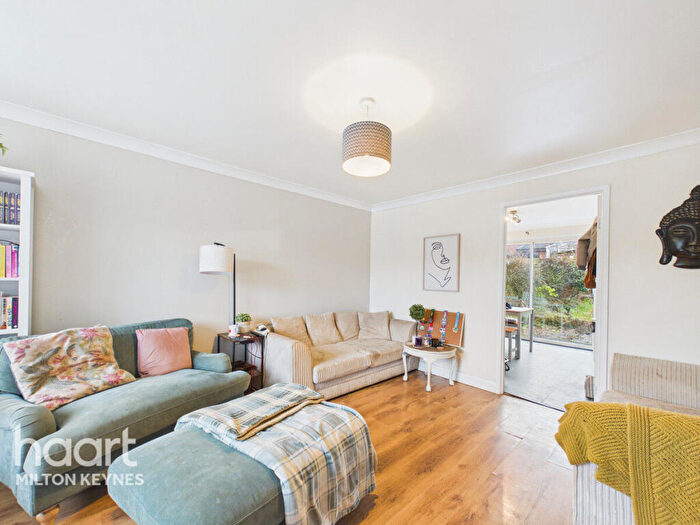 3 Bedroom Semi Detached House For Sale In Wallingford, Milton Keynes, MK13