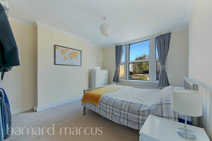 1 Bedroom Flat To Rent In Health Road, Croydon, CR0