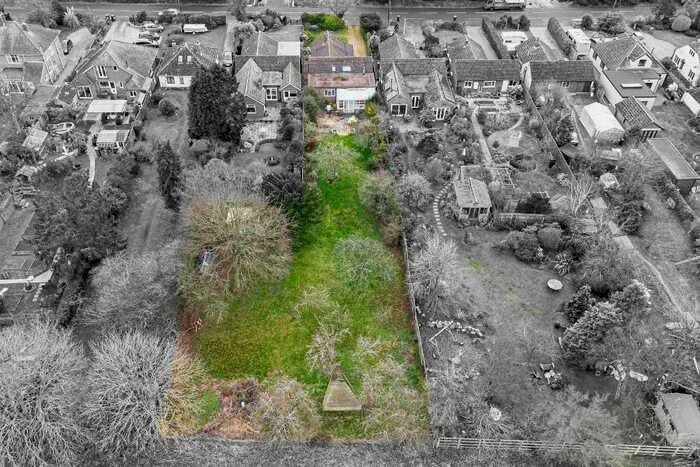 4 Bedroom Detached Bungalow For Sale In Holbrook Road, Stutton IP9