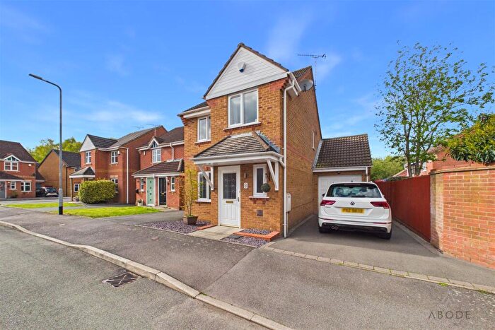 3 Bedroom Detached House For Sale In Moncreiff Drive, Burton-on-Trent, DE13