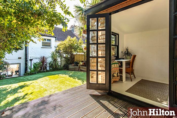 3 Bedroom Terraced House For Sale In Hollingbury Rise, Brighton, BN1