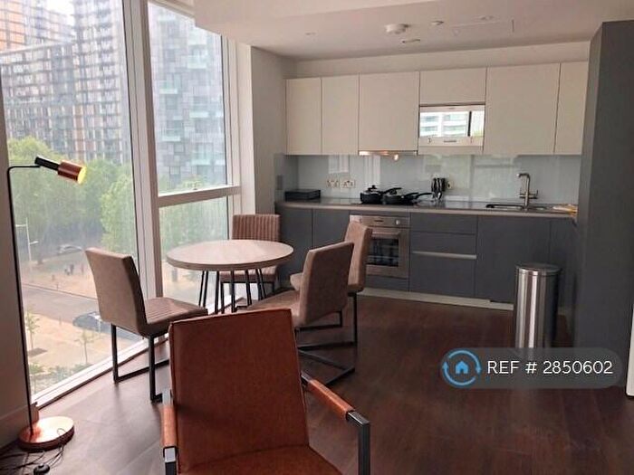 1 Bedroom Flat To Rent In Maine Tower, London, E14