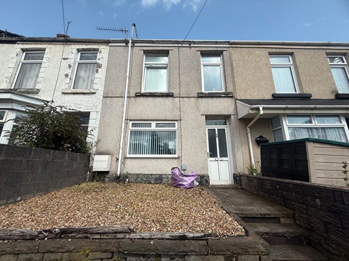 3 Bedroom Terraced House To Rent In Pentreguinea Road, Swansea, SA1