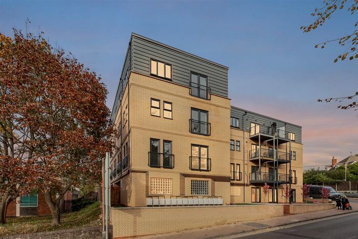 2 Bedroom Flat To Rent In Belle Vue, Belle Vue Road, Sudbury, CO10