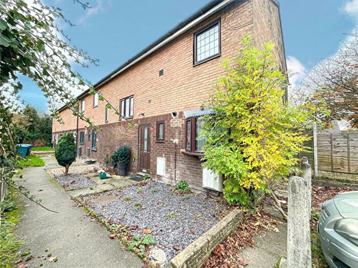 1 Bedroom Apartment To Rent In Eringden, Wilnecote, Tamworth, Staffordshire, B77