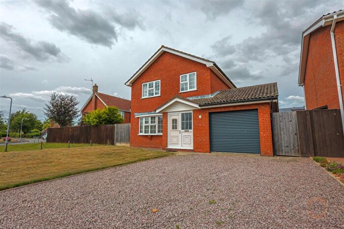 3 Bedroom Detached House For Sale In Mallards Reach, Donington, Spalding, PE11