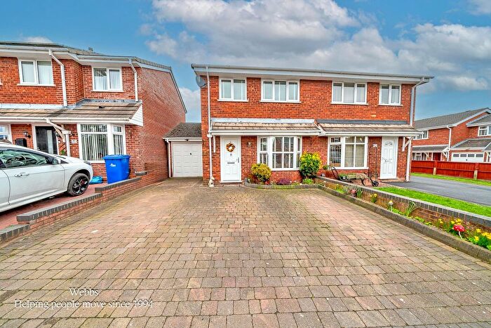 3 Bedroom Semi-Detached House For Sale In Mitcham Close, Hednesford, Cannock, WS12
