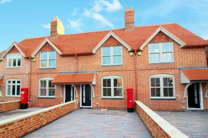 4 Bedroom Property To Rent In Baker Street, Waddesdon, Aylesbury, HP18
