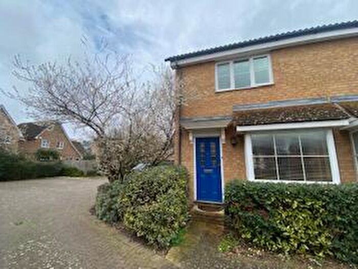 2 Bedroom House To Rent In Egret Close, St. Marys Island, Chatham, ME4