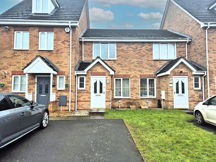 2 Bedroom Semi-Detached House To Rent In Spindle Tree Rise, Willenhall, WV12