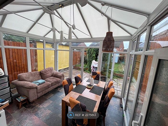 3 Bedroom Terraced House To Rent In Doddsfield Road, Slough, SL2