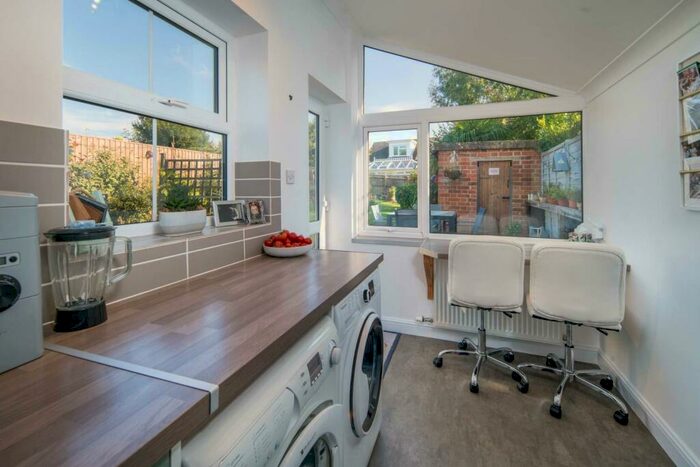 2 Bedroom Cottage For Sale In Charming Cottage - Albert Road, Gurnard, PO31