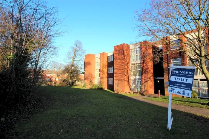 2 Bedroom Flat To Rent In Phillip Court, Berryfields Rd, Sutton Coldfield, -Ut., Warmley, Sutton Coldfield, B76
