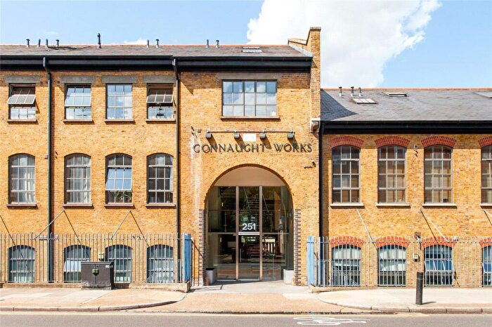 1 Bedroom Apartment For Sale In Old Ford Road, London, E3