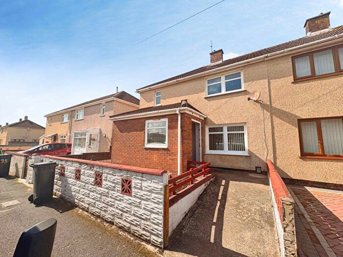 3 Bedroom House To Rent In St Helier Drive, Sandfields, Port Talbot, SA12