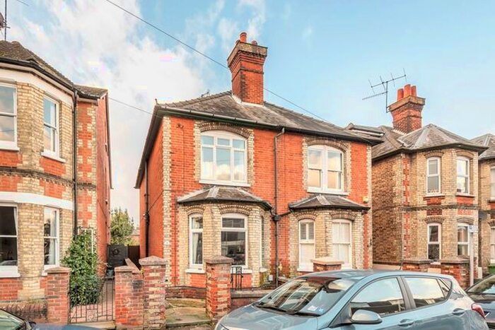 5 Bedroom Semi-Detached House To Rent In Foxenden Road, Guildford GU1