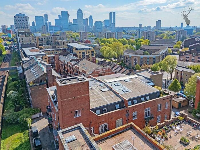 2 Bedroom Apartment For Sale In Foundry House, Limehouse, E14