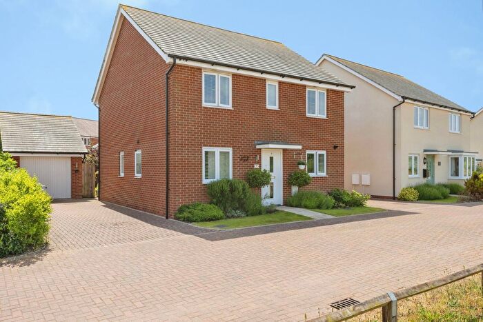 4 Bedroom Detached House For Sale In Hobby Drive, Wymondham, Norfolk, NR18