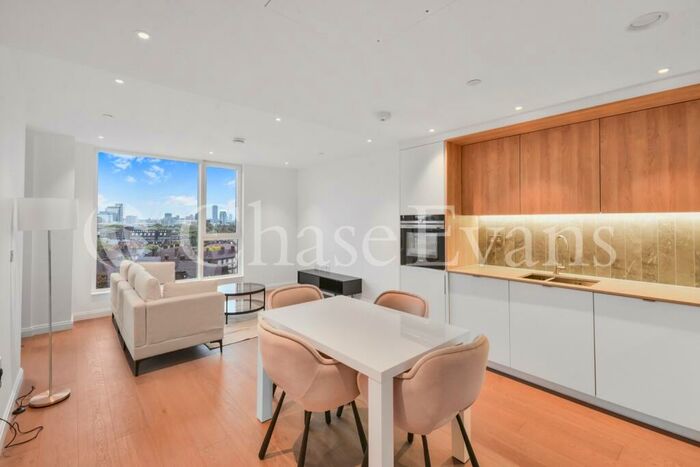 2 Bedroom Apartment To Rent In Phoenix Court, Oval Village, Kennington, SE11