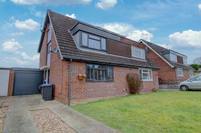 4 Bedroom Semi-Detached House For Sale In The Martins, Crawley, RH10
