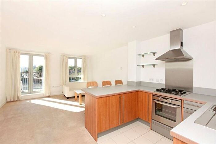 2 Bedroom Flat To Rent In Carronade Court, Eden Grove, N7