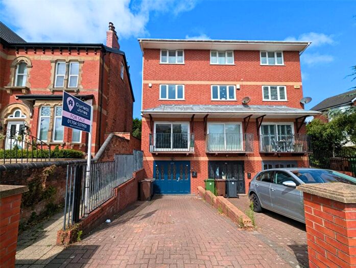 End Of Terrace House To Rent In Liverpool Road, Southport, PR8