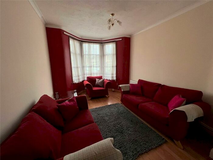 4 Bedroom Terraced House To Rent In Stanley Road, Bounds Green, London, N11