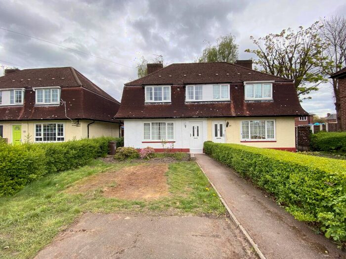 3 Bedroom Semi-Detached Villa To Rent In Pitfield Gardens, Manchester, M23