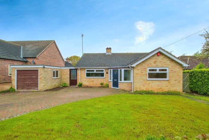 2 Bedroom Bungalow For Sale In Joiners Road, Linton, Cambridge, Cambridgeshire, CB21