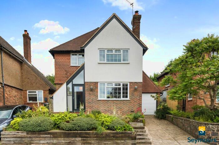 3 Bedroom Detached House For Sale In High View Road, Guildford, Surrey, GU2