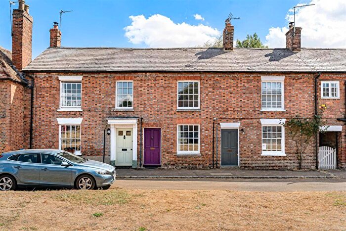 2 Bedroom House For Sale In The Square, Brill, Aylesbury, HP18