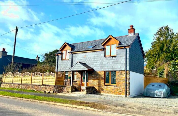 3 Bedroom Detached House For Sale In Liftondown, Lifton, PL16