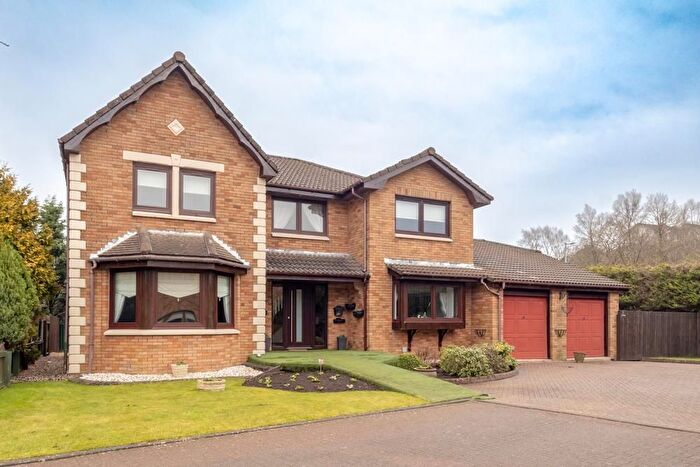 4 Bedroom Villa For Sale In Ladeside Drive, Kilsyth, G65